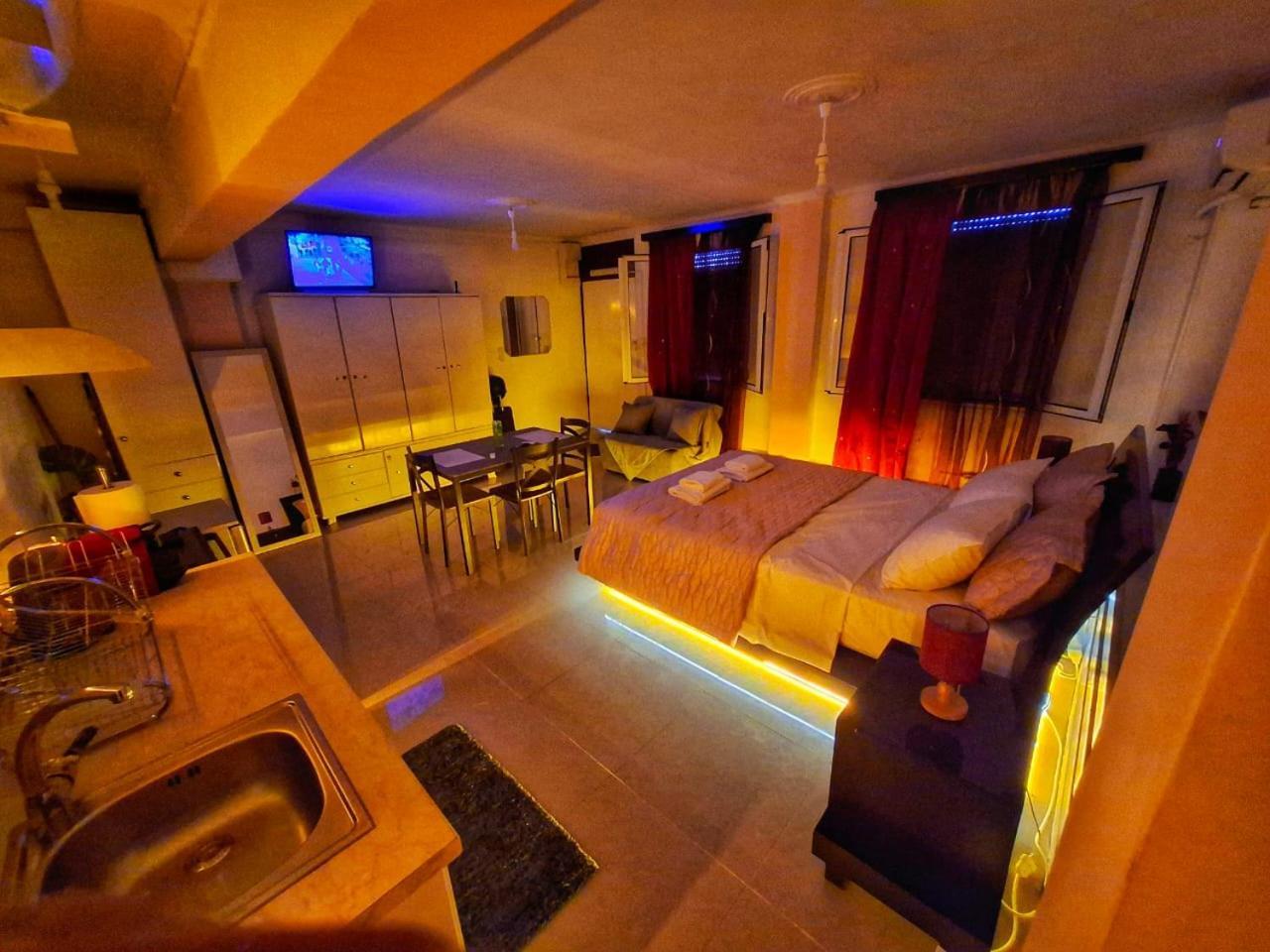 Acropolis Echoes Apartment Atene Esterno foto