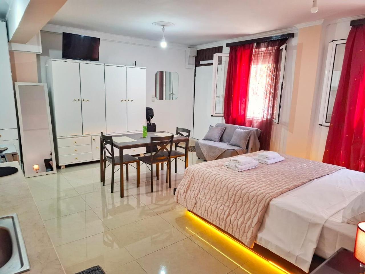Acropolis Echoes Apartment Atene Esterno foto